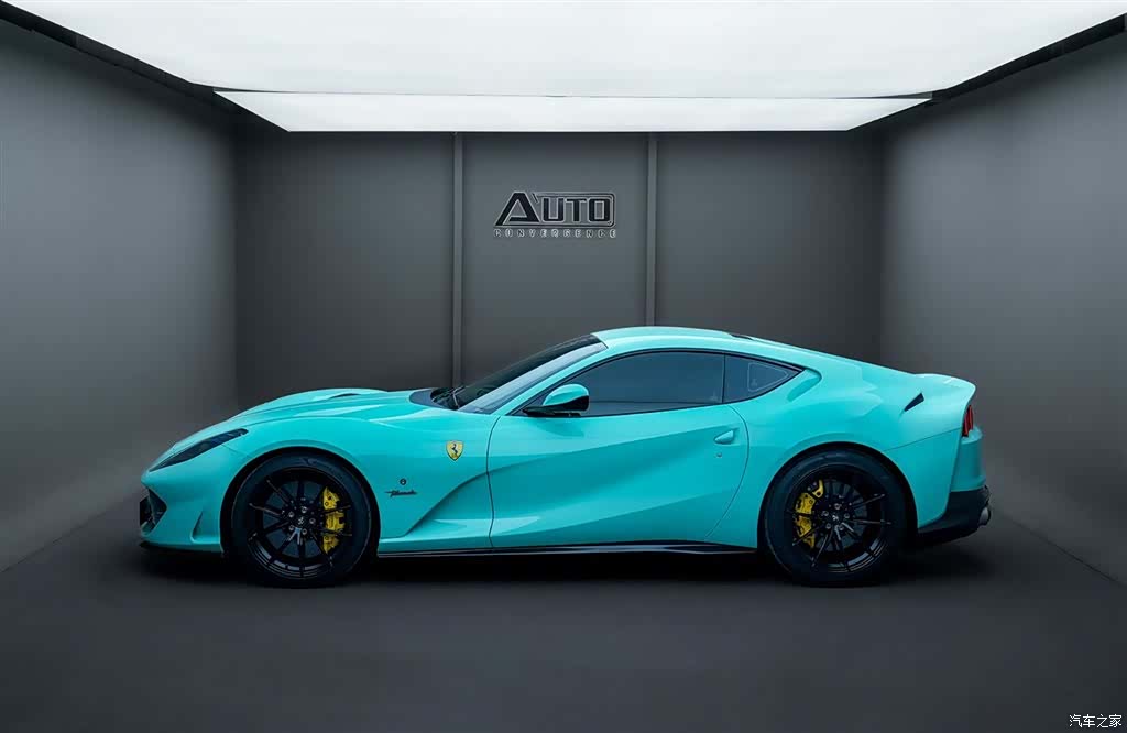 Ferrari 812, 2019 3