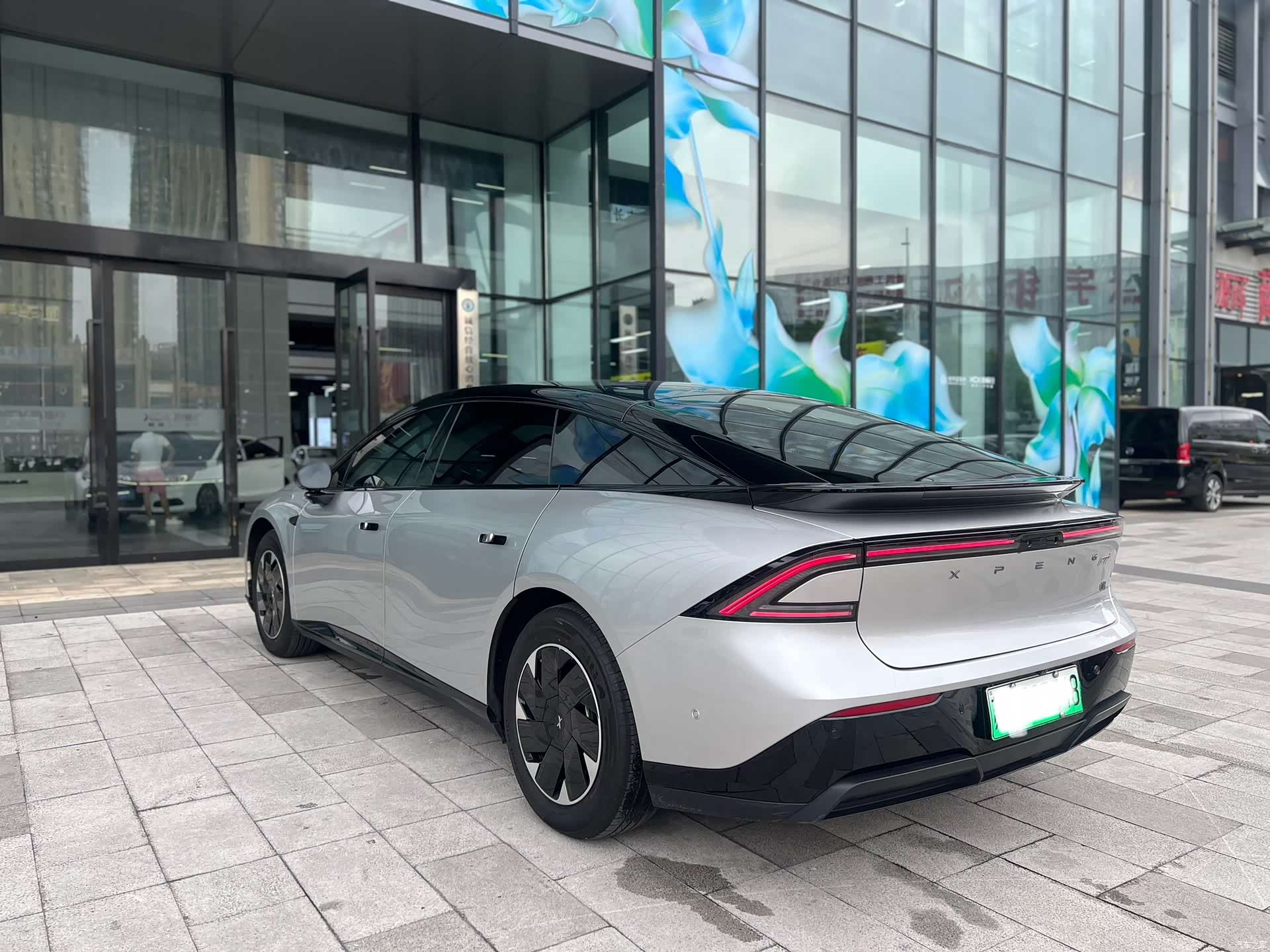 Xpeng P7, 2025 9