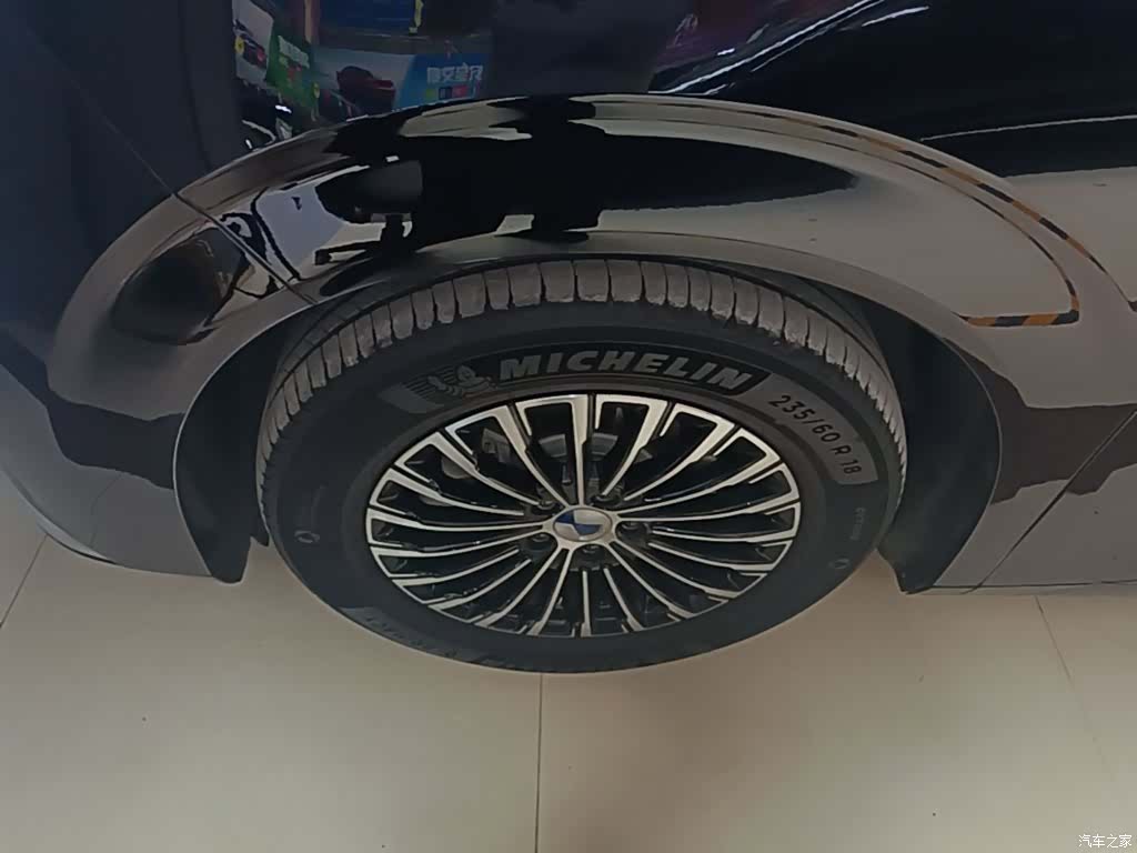 Denza D9, 2023 23