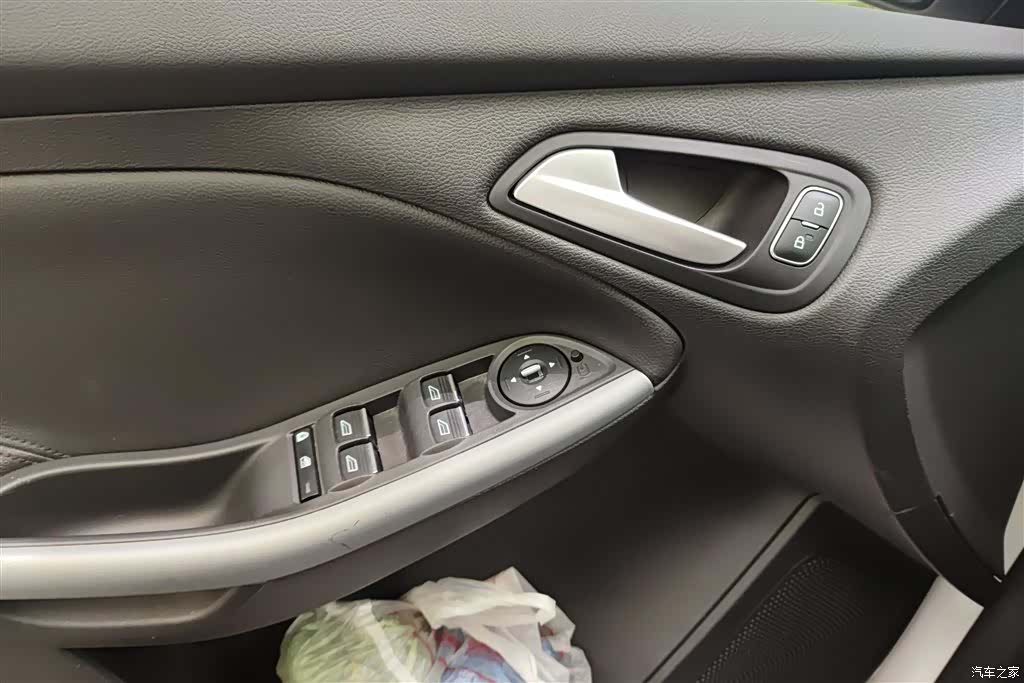Ford Focus, 2017 7