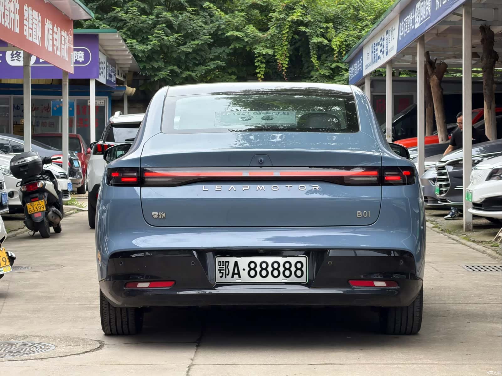 Leapmotor B01, 2025 все фото