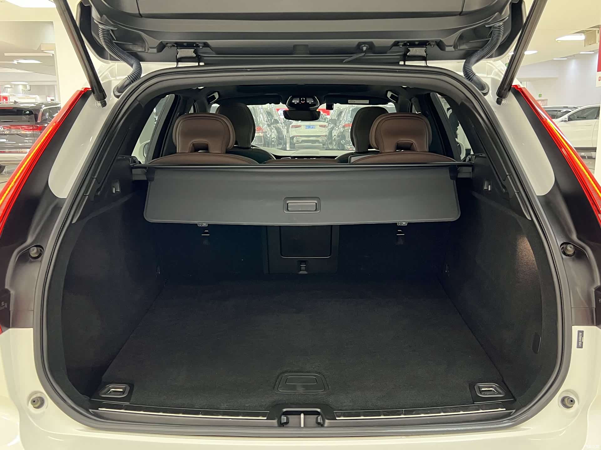 Volvo XC60, 2024 17