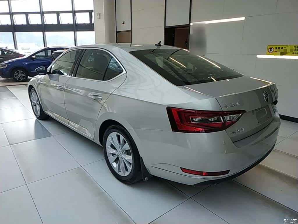 Skoda Superb, 2019 все фото