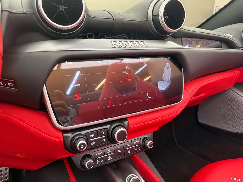 Ferrari Portofino, 2019 10
