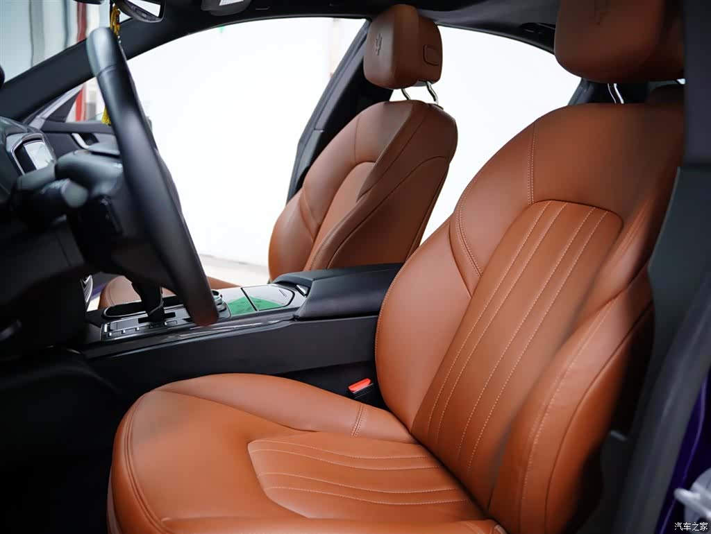 Maserati Ghibli, 2019 25