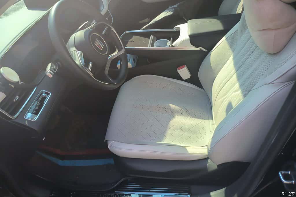Buick LaCrosse, 2024 9