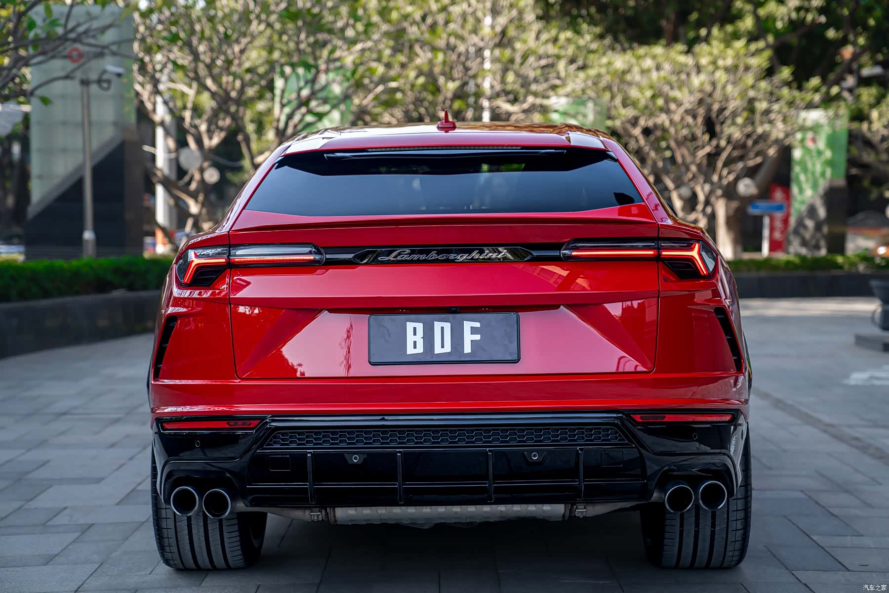 Lamborghini Urus, 2020 все фото