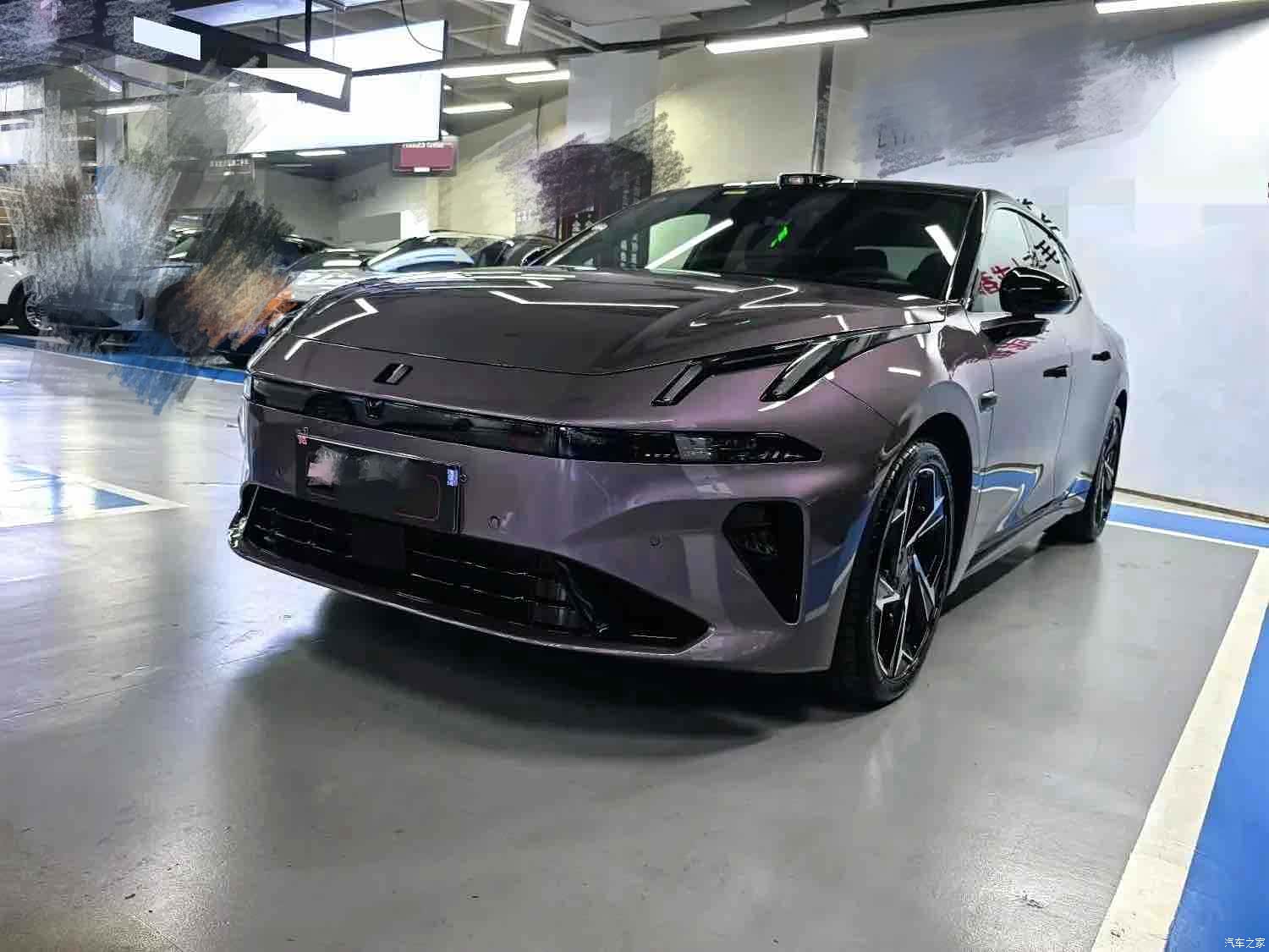 Lynk & Co 02