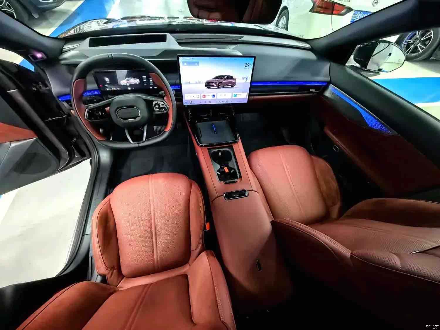 Lynk & Co 02, 2025 7