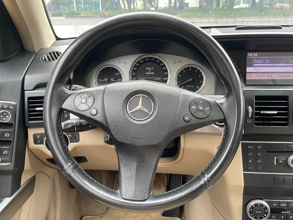 Mercedes-Benz GLK grade