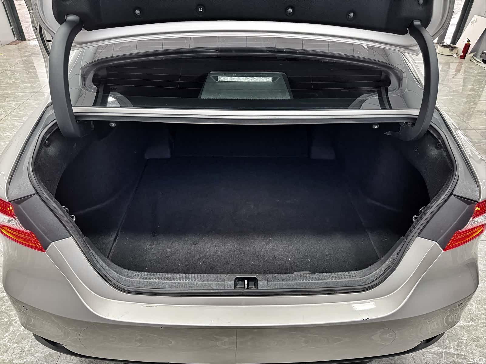 Toyota Camry, 2019 7