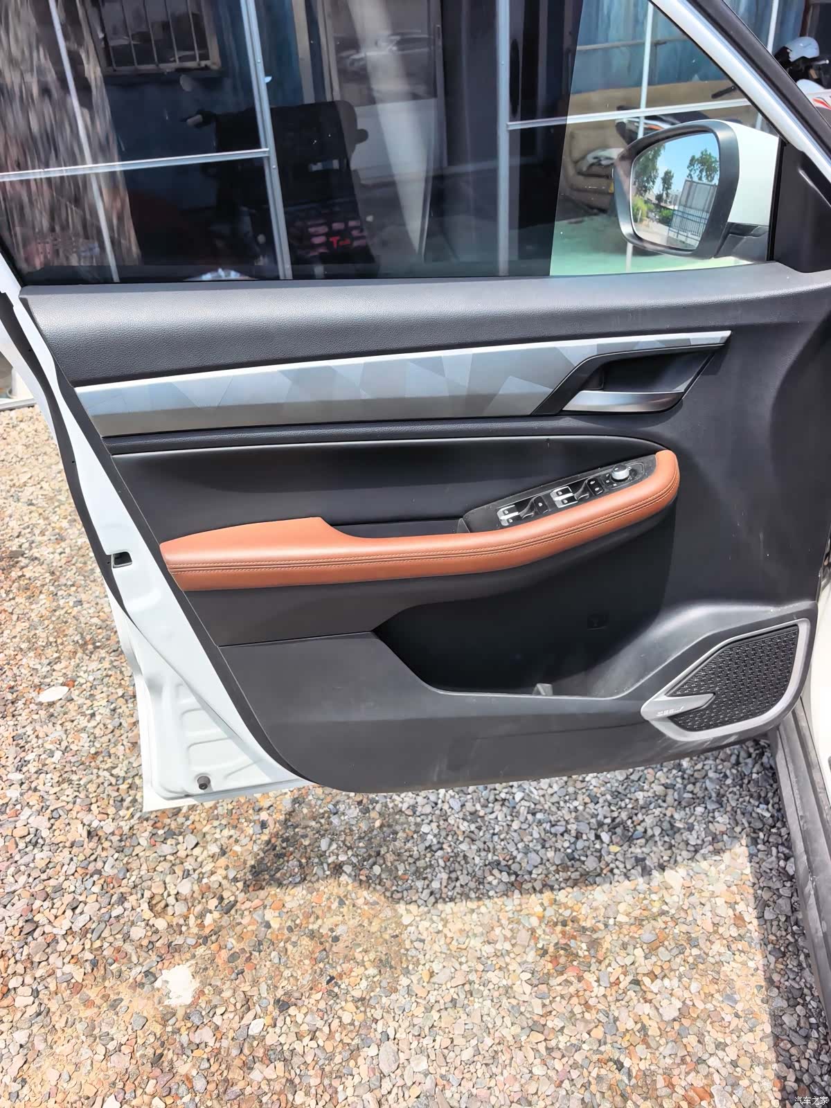 Geely X6, 2023 7