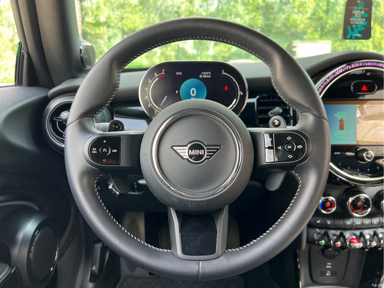Mini Cooper, 2024 16