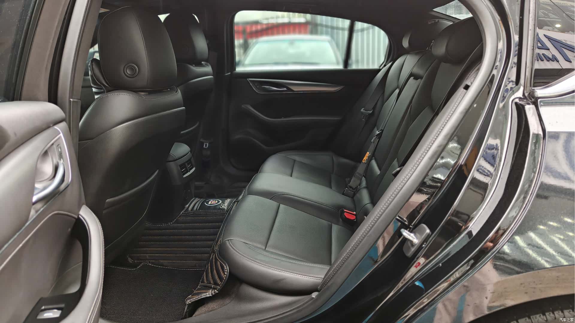 Cadillac CT5, 2023 13