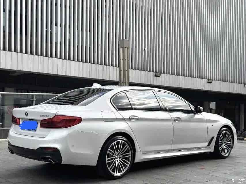 BMW 5 Series, 2018 все фото