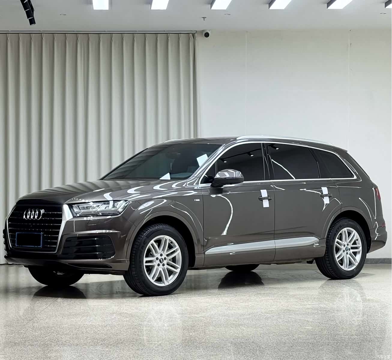 Audi Q7, 2019 1