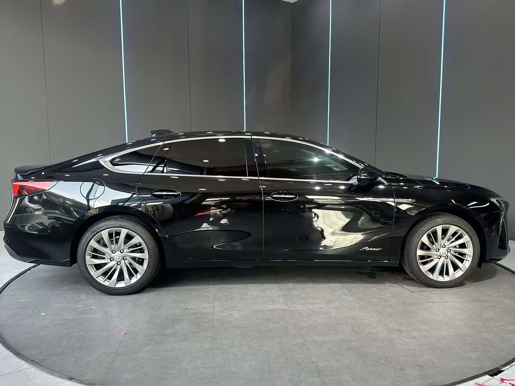 Buick LaCrosse, 2026 все фото