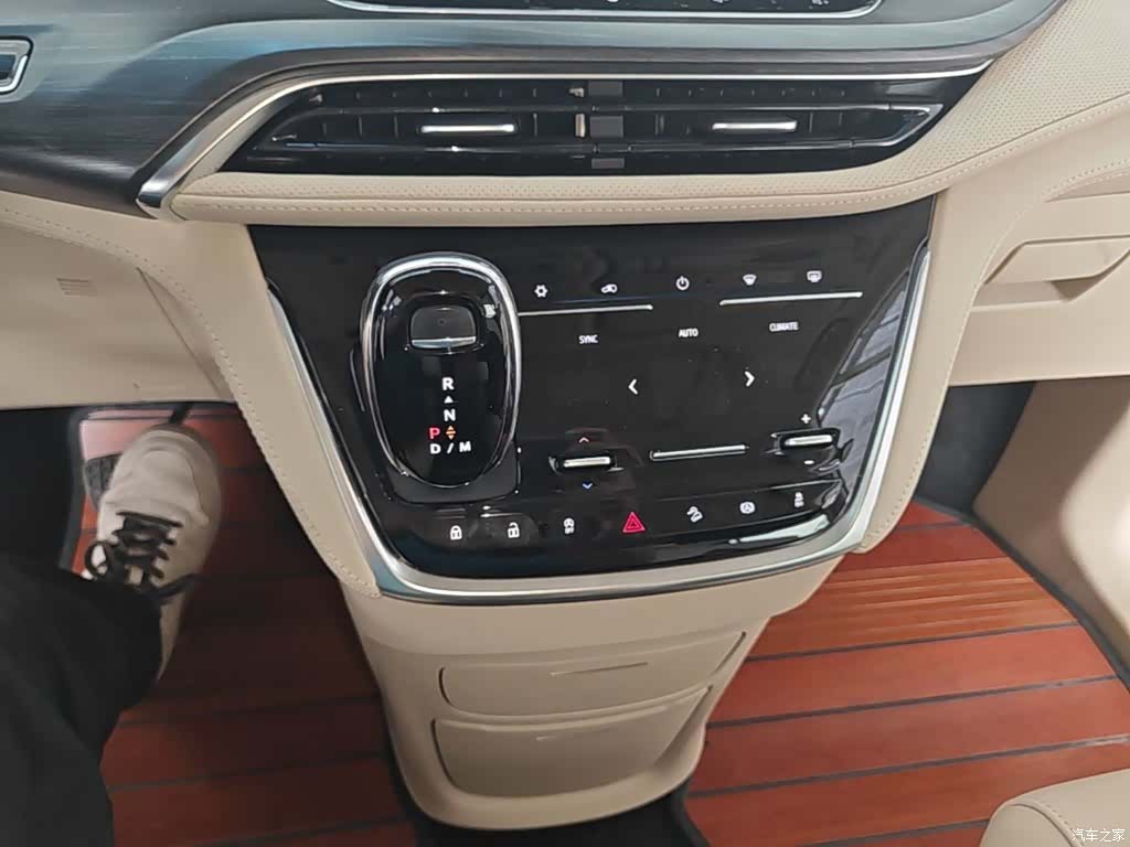 Buick GL8, 2023 14
