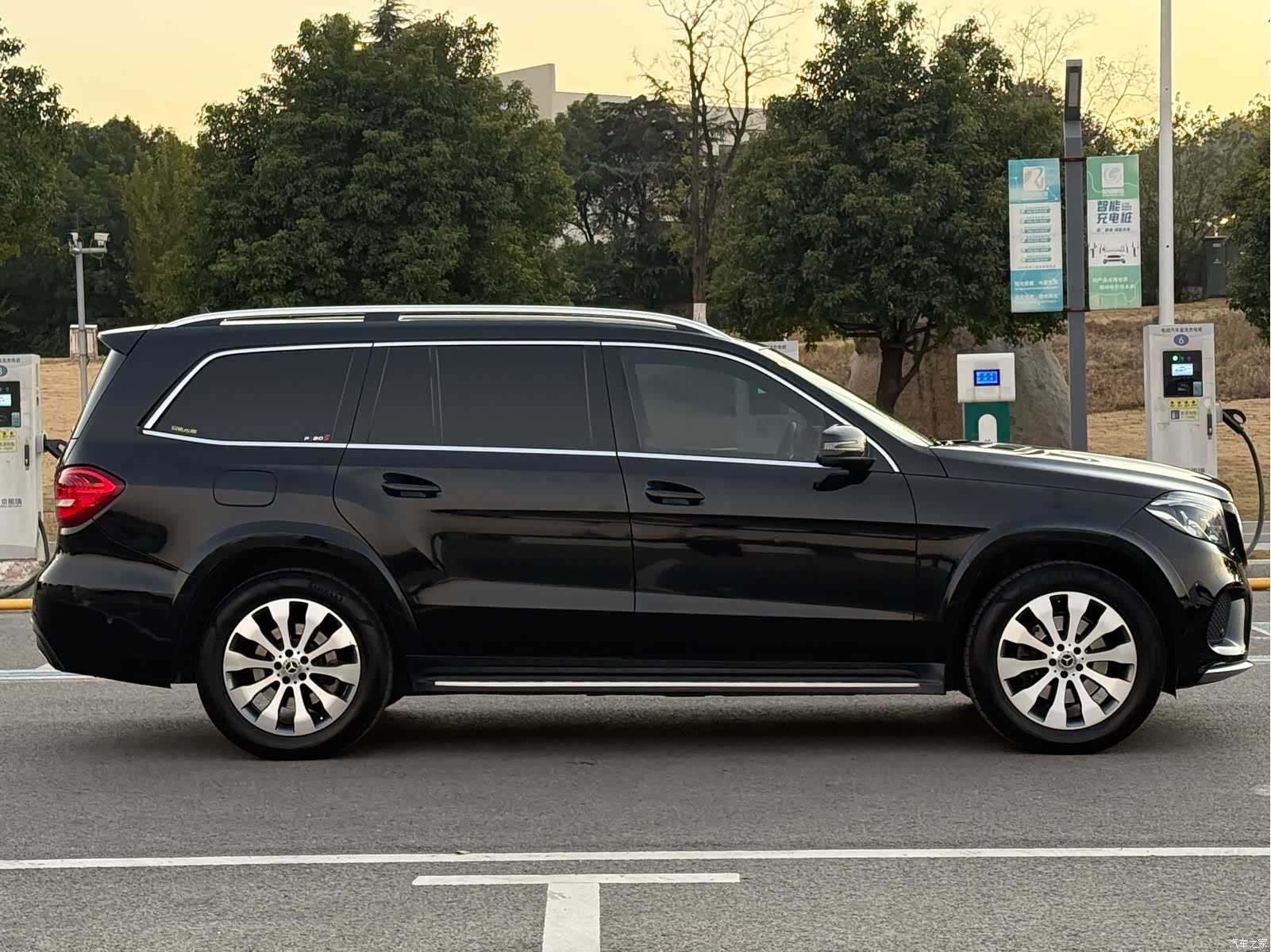 Mercedes-Benz GLS, 2017 все фото