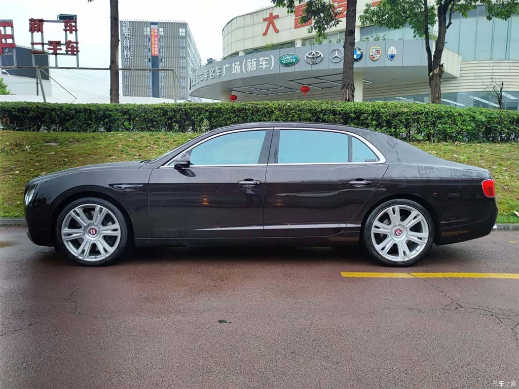 Bentley Flying Spur, 2014 3