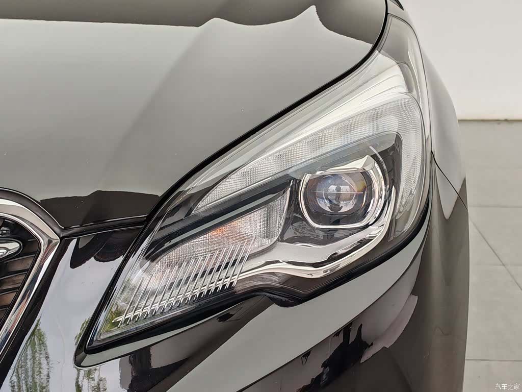Buick Envision Plus, 2019 7