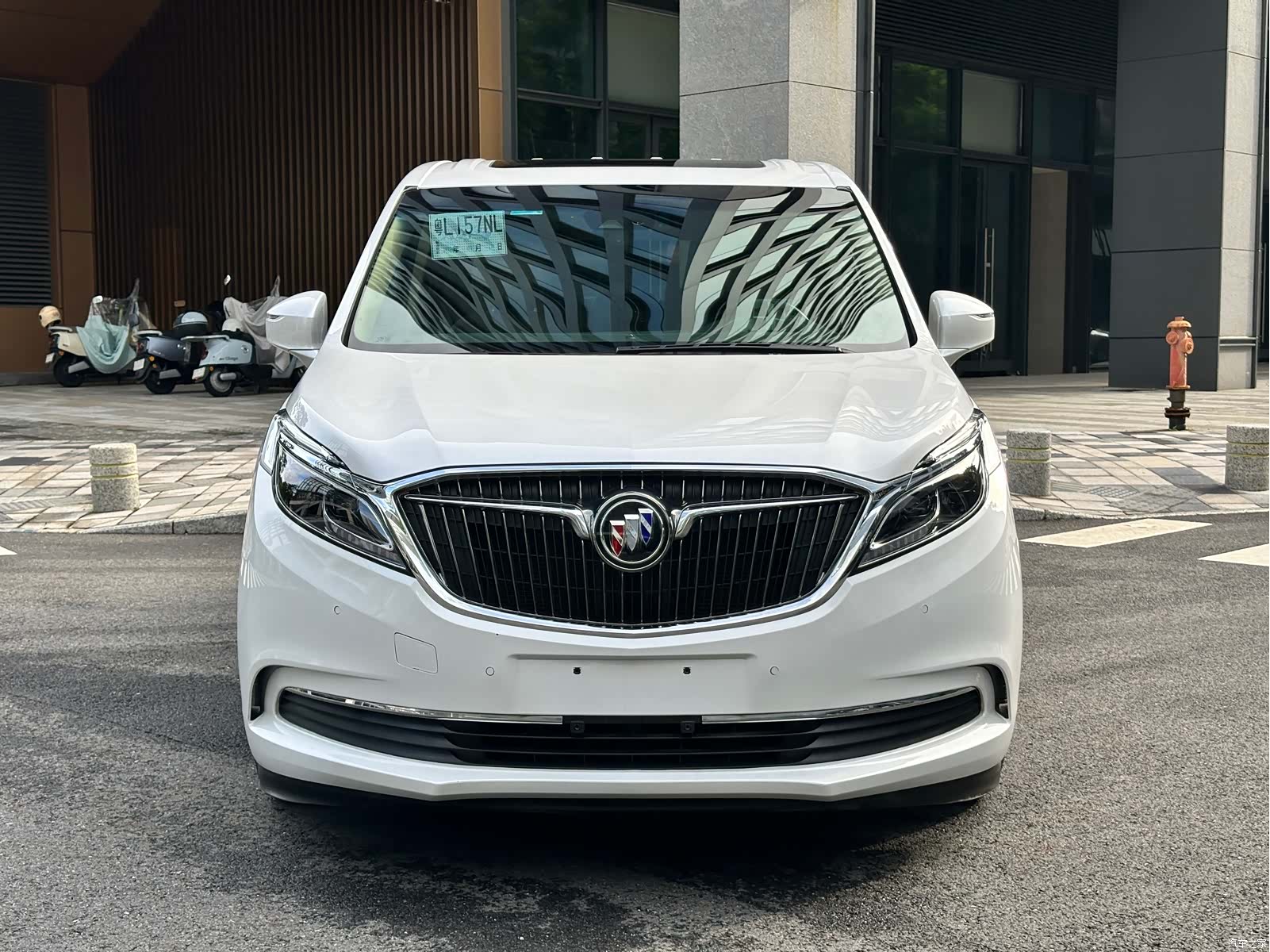 Buick GL8, 2019 2