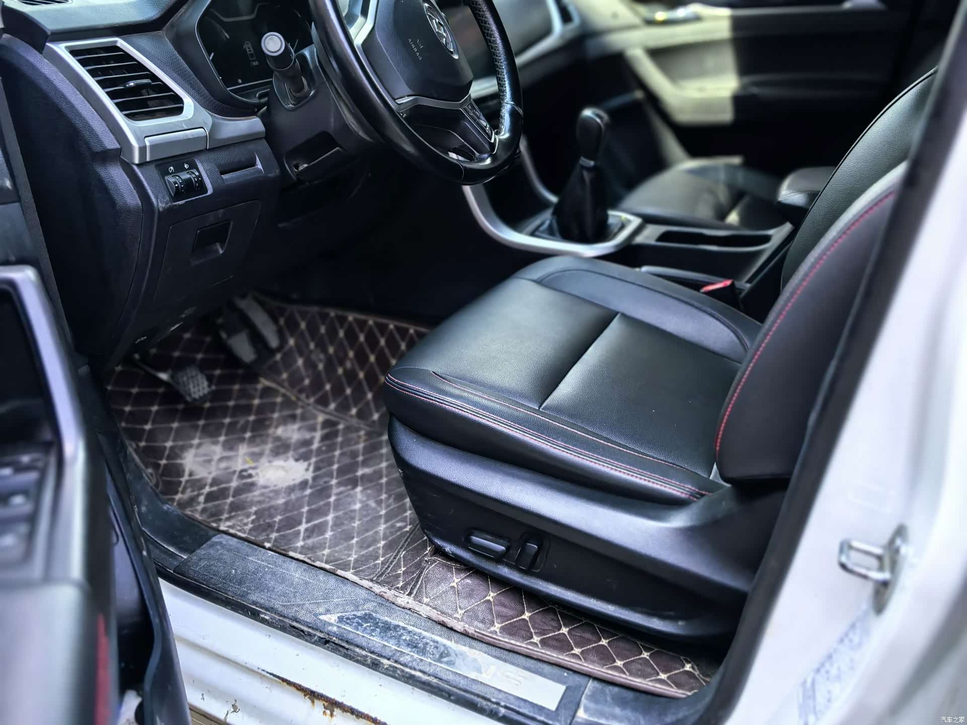 Maxus T60, 2019 11