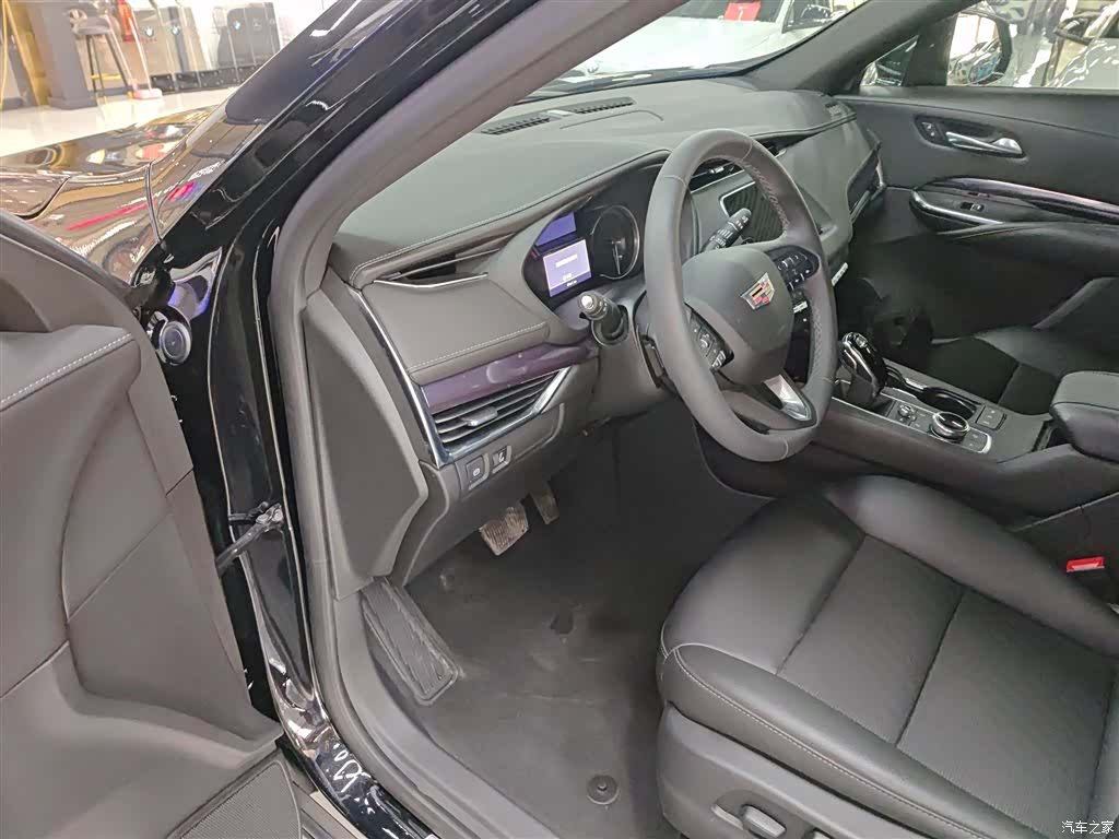Cadillac XT4, 2023 16