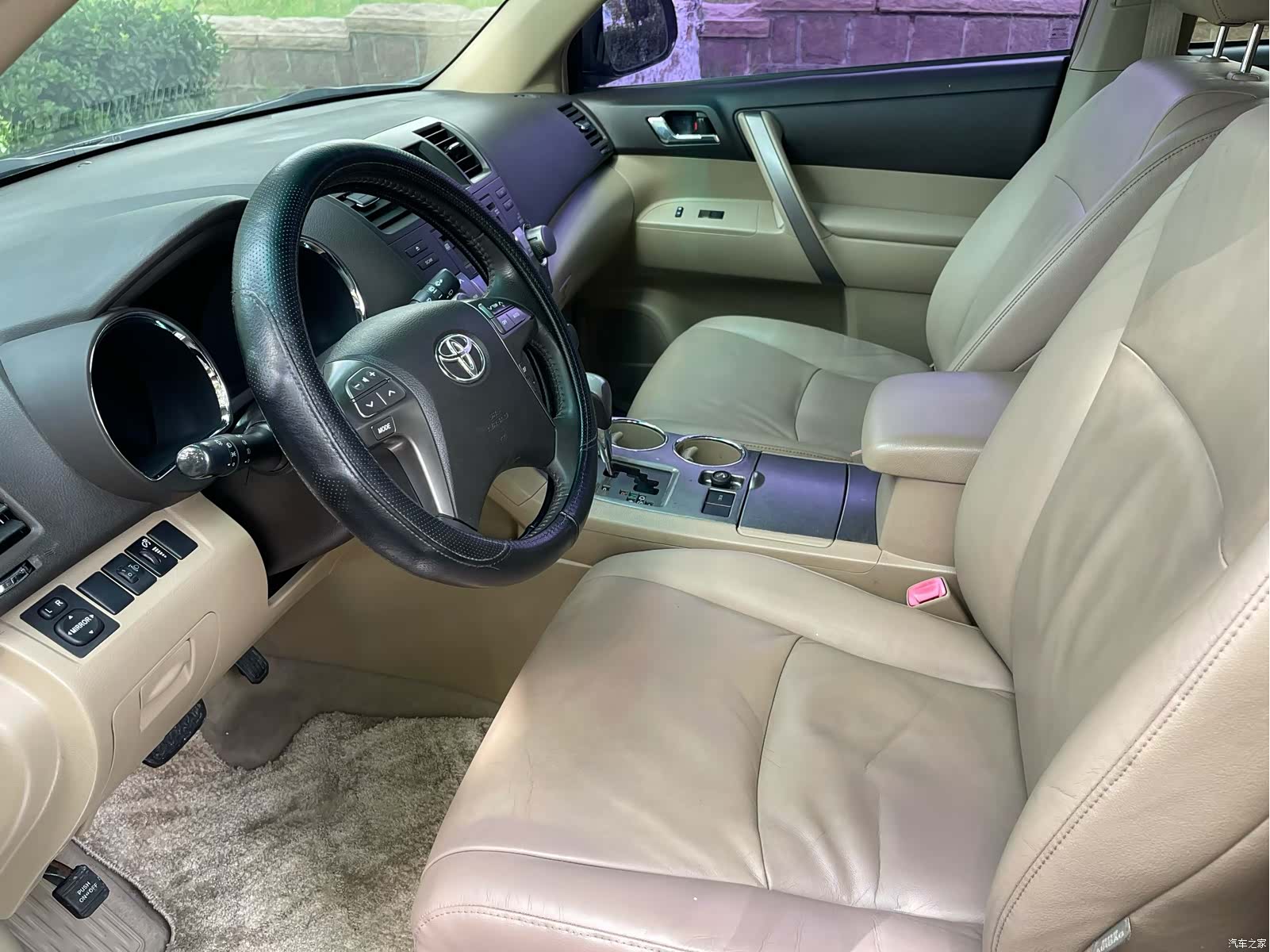 Toyota Highlander, 2011 4