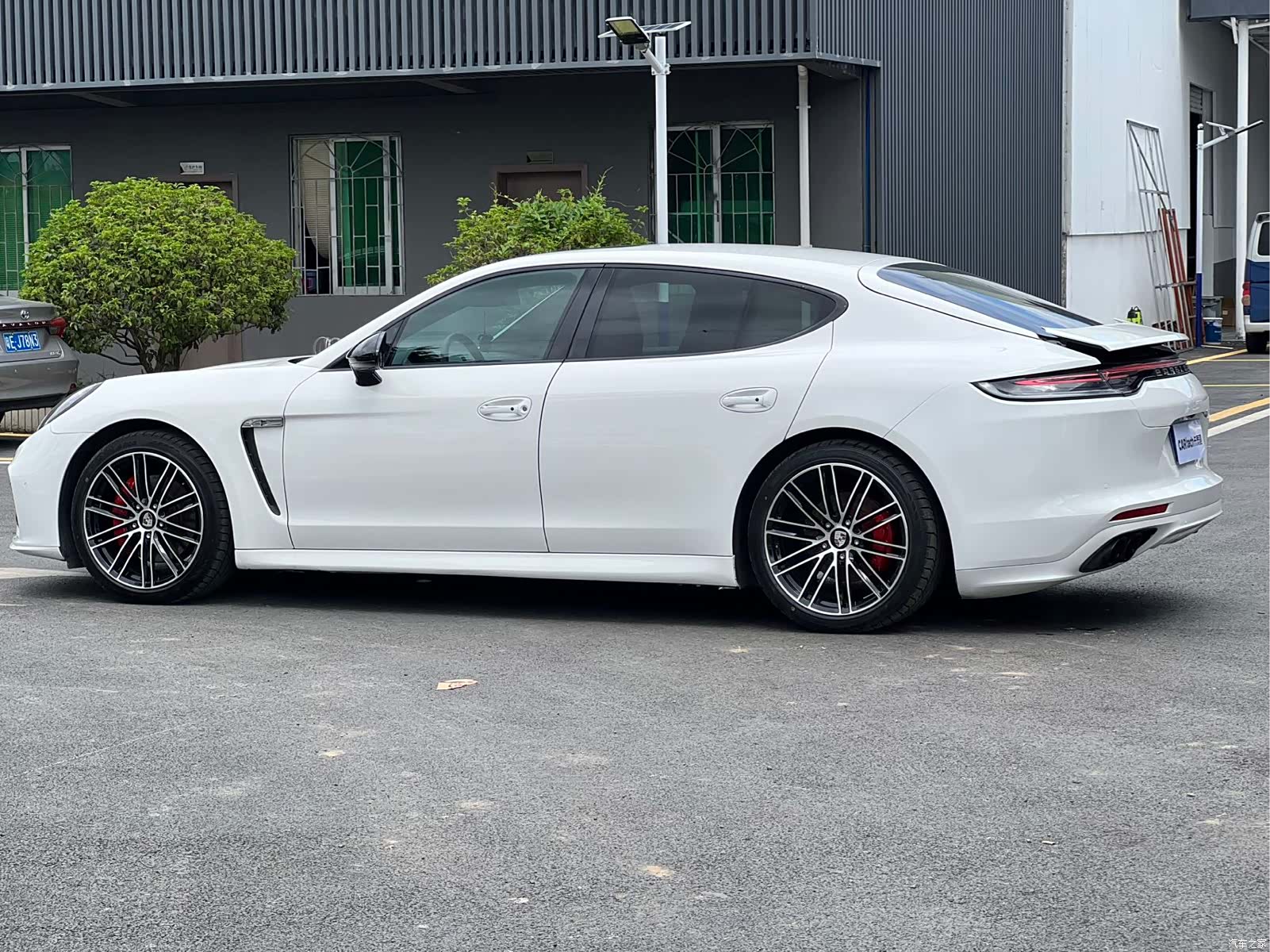 Porsche Panamera, 2011 10