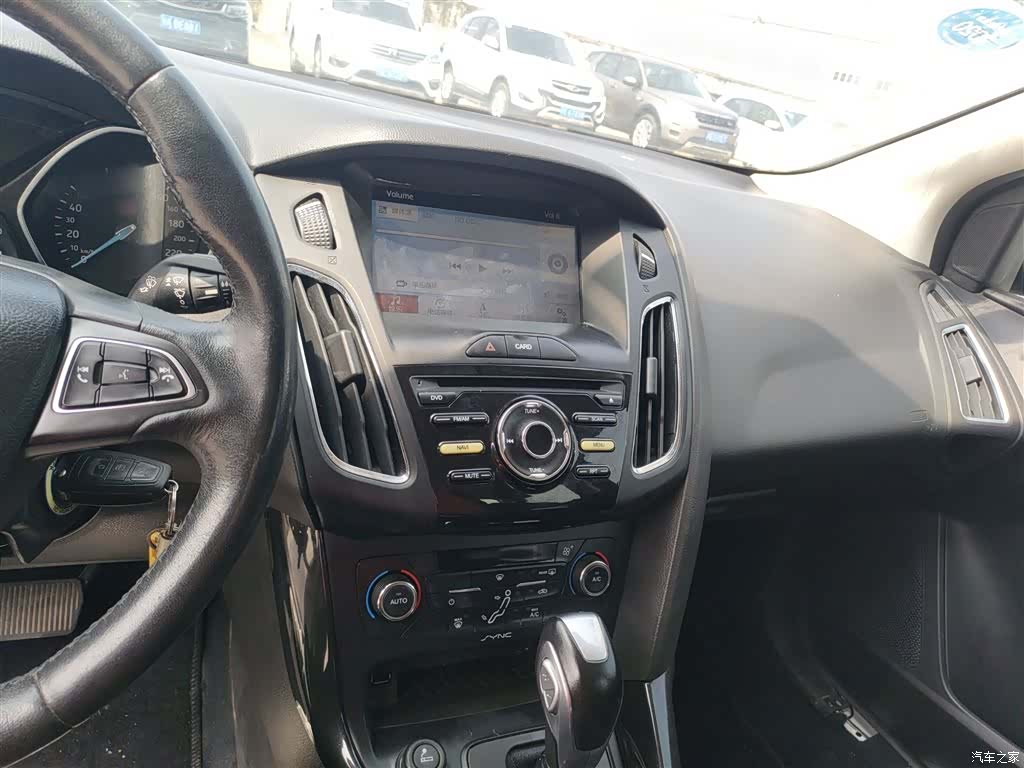 Ford Focus, 2016 10