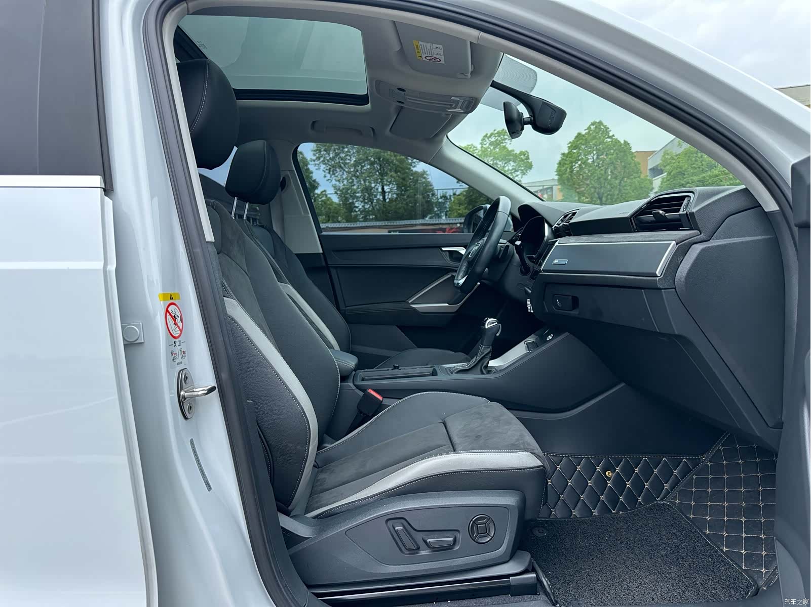Audi Q3, 2022 22
