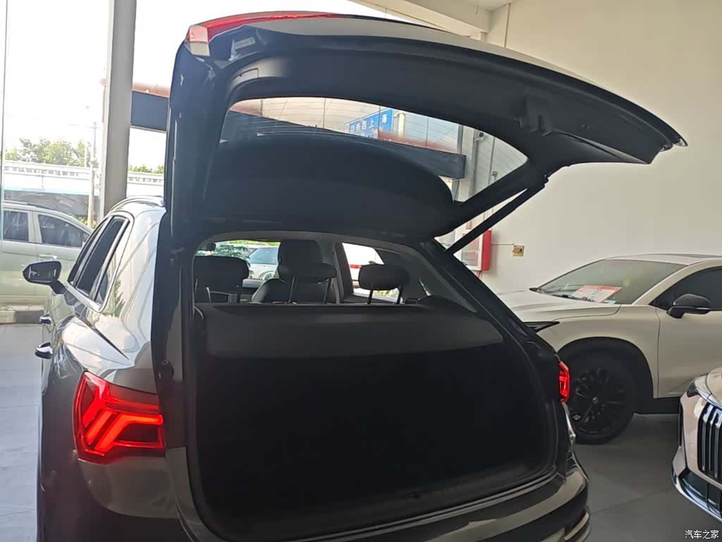 Audi Q3, 2022 19
