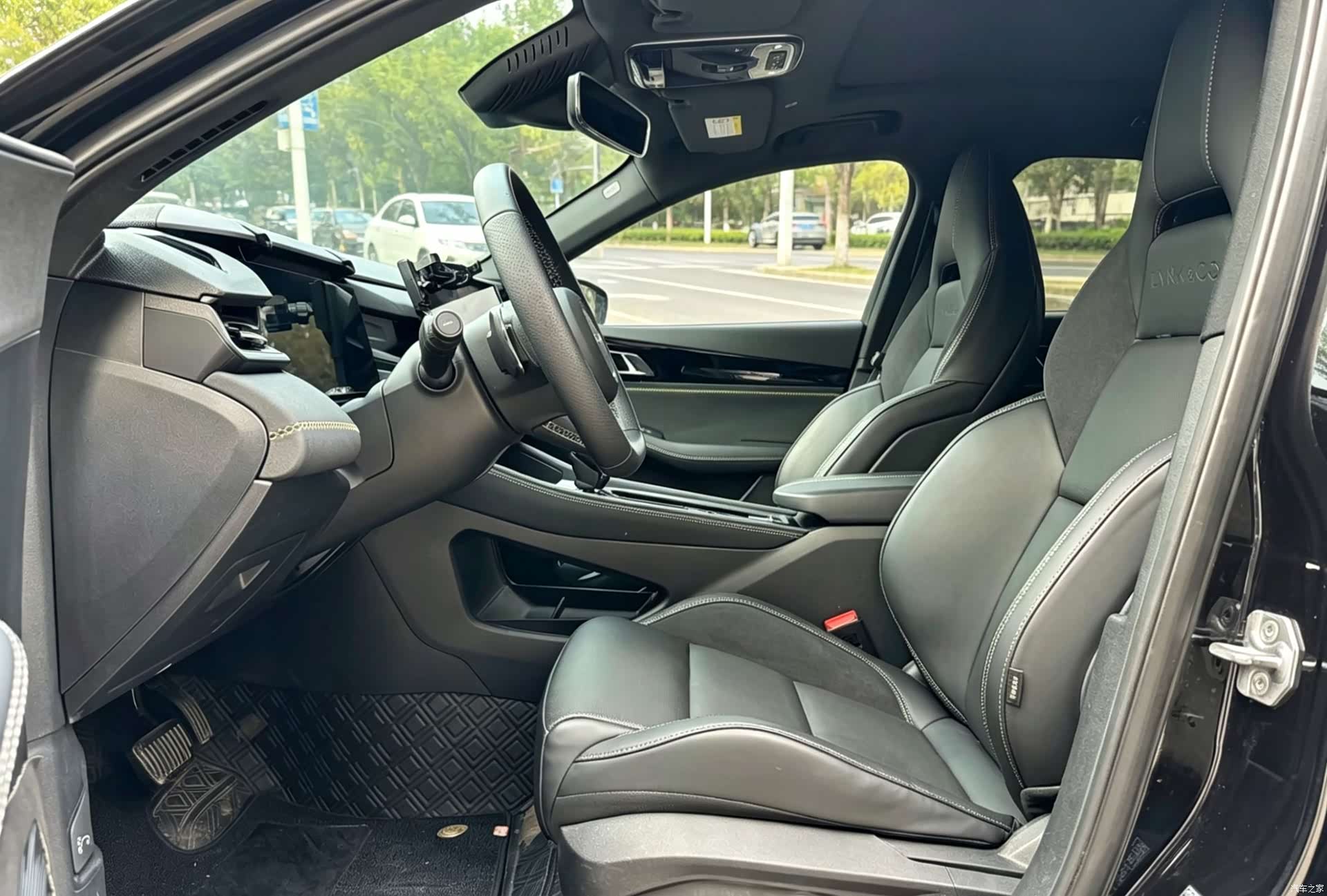 Lynk & Co 02, 2023 все фото