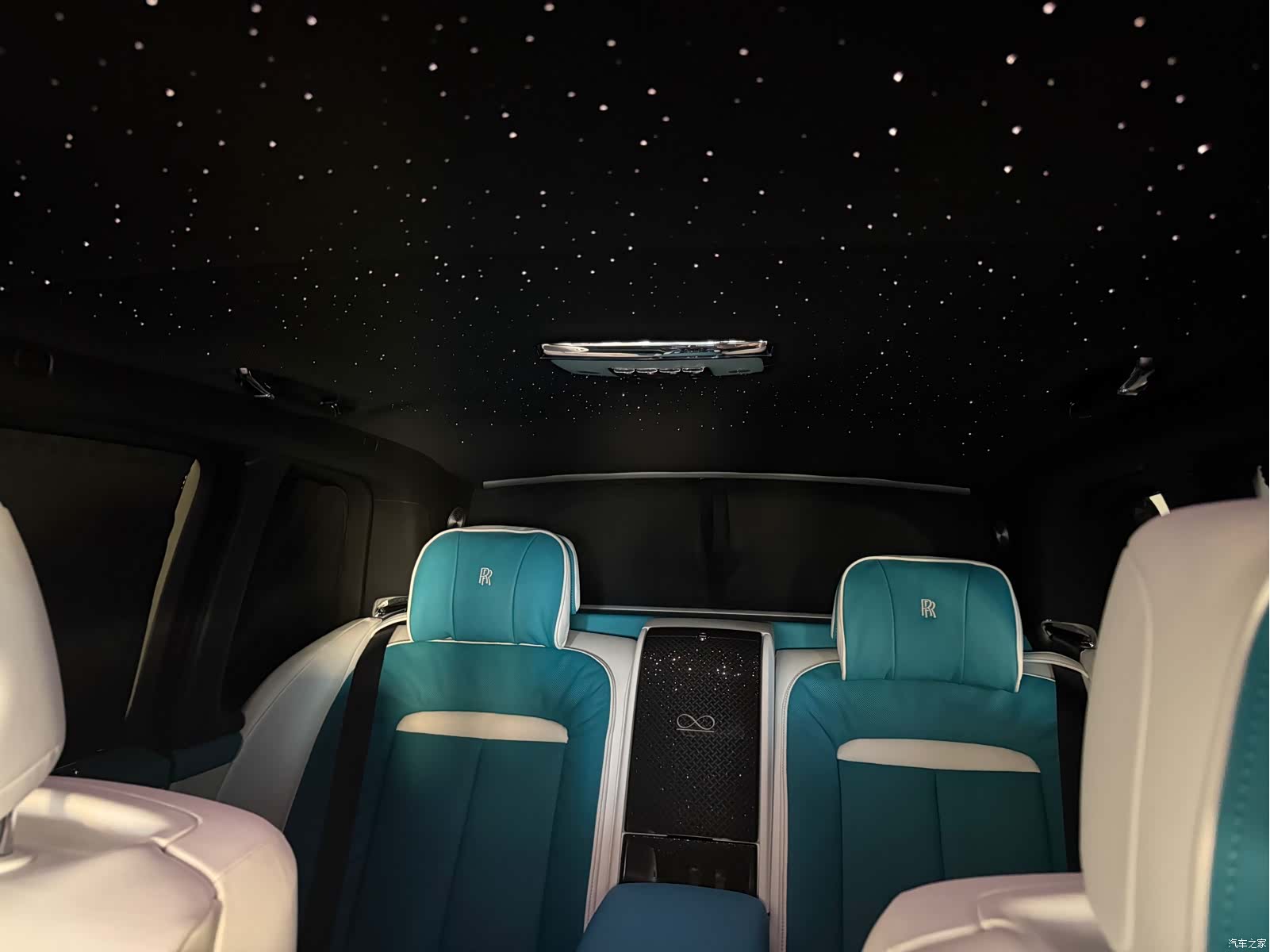 Rolls-Royce Cullinan, 2024 19