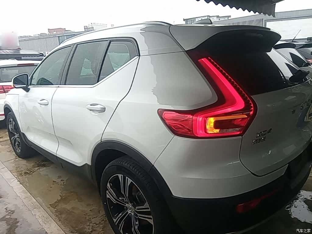 Volvo XC40, 2020 все фото