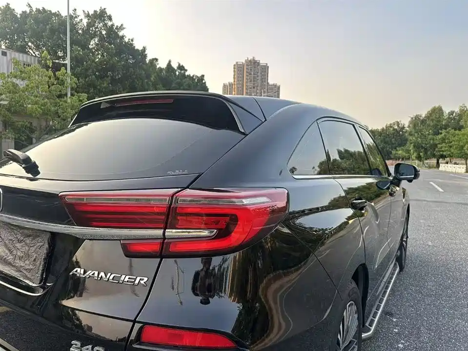 Honda Crown Road Honda Crown Road