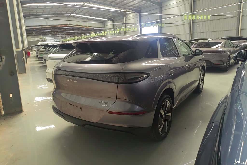 BYD HiAce, 2026 3