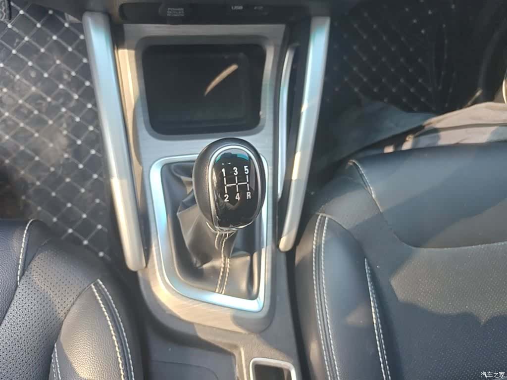 Geely X3, 2018 14