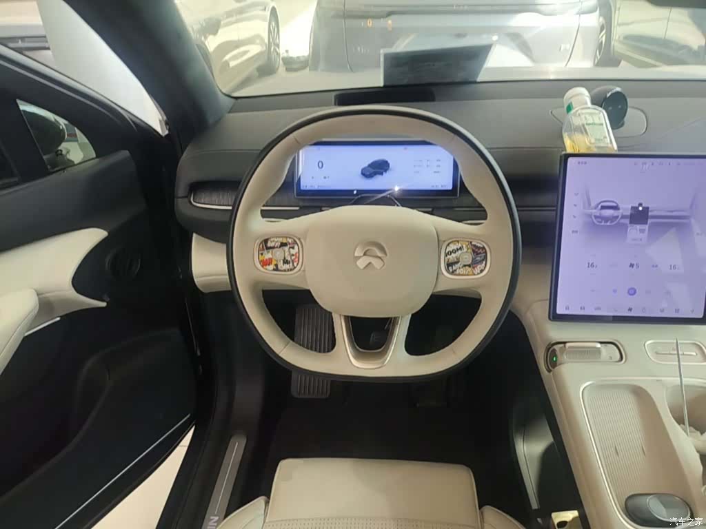 NIO ES6, 2025 11
