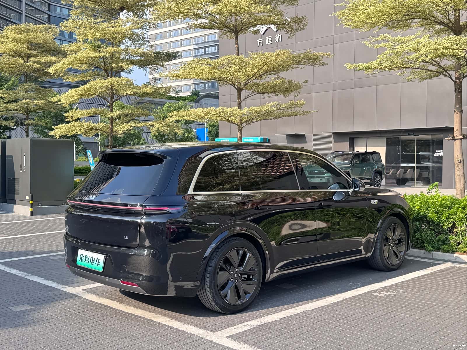 Li Auto L8, 2023 6