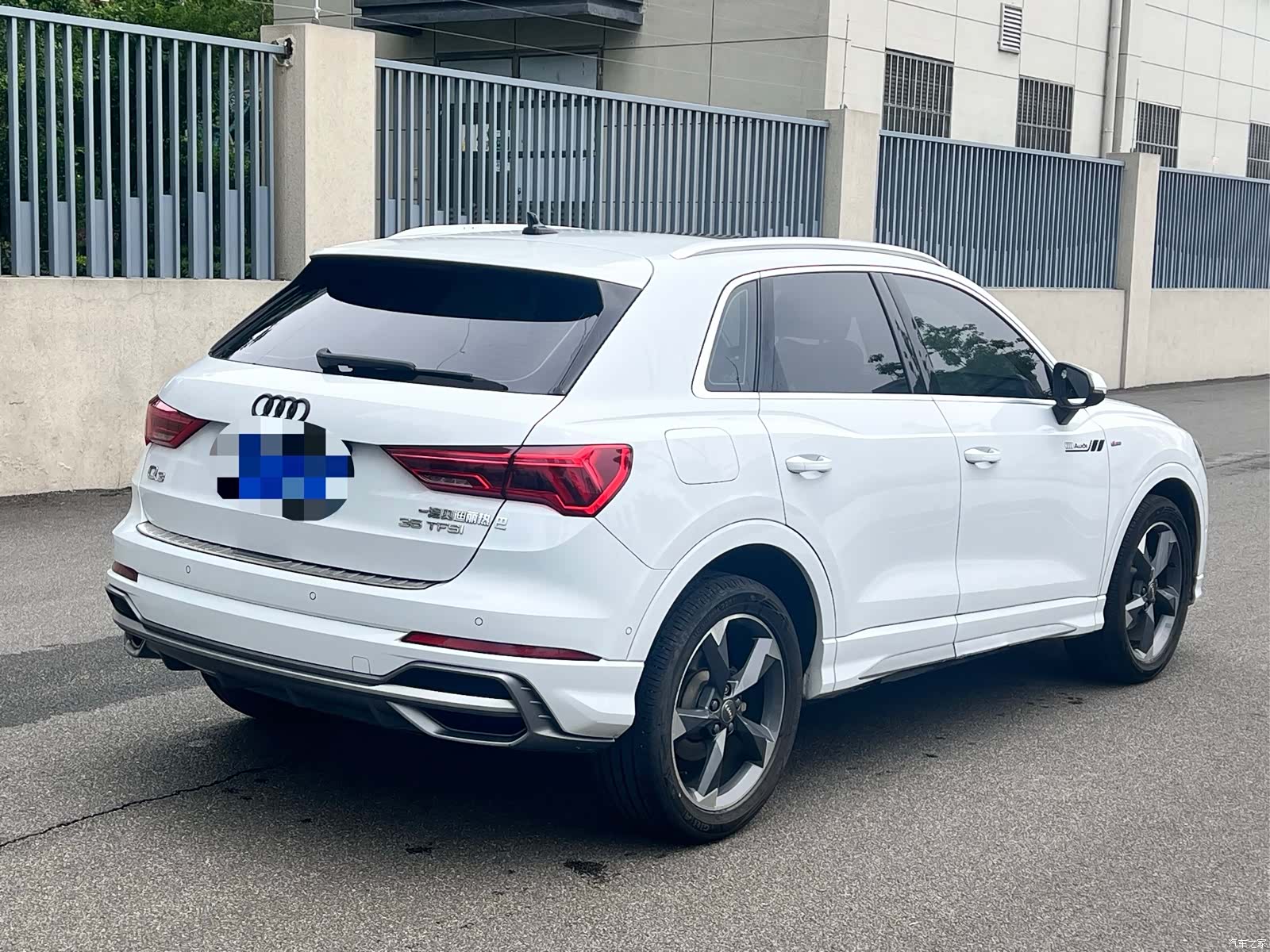 Audi Q3, 2021 4