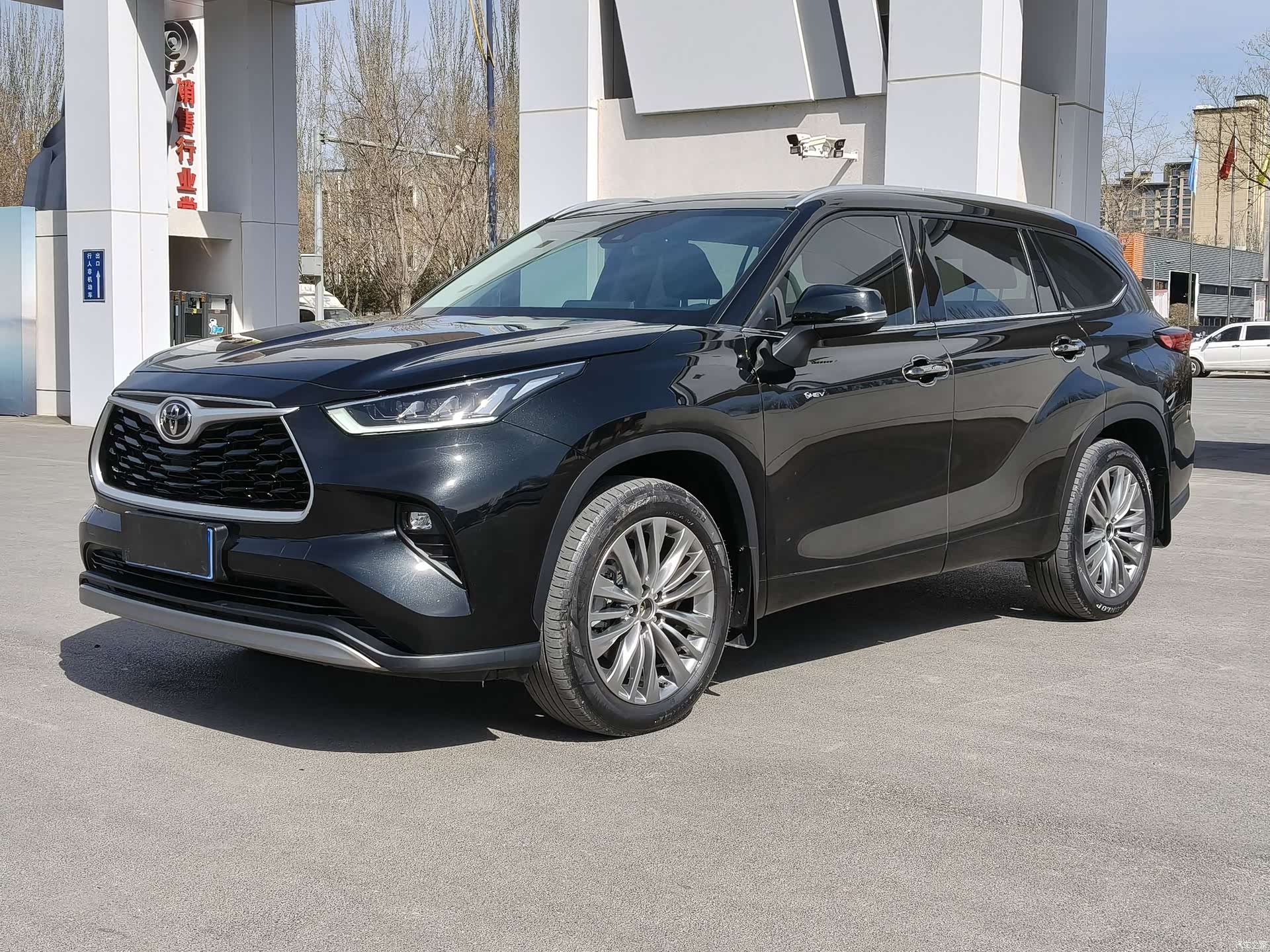 Toyota Highlander, 2024 1