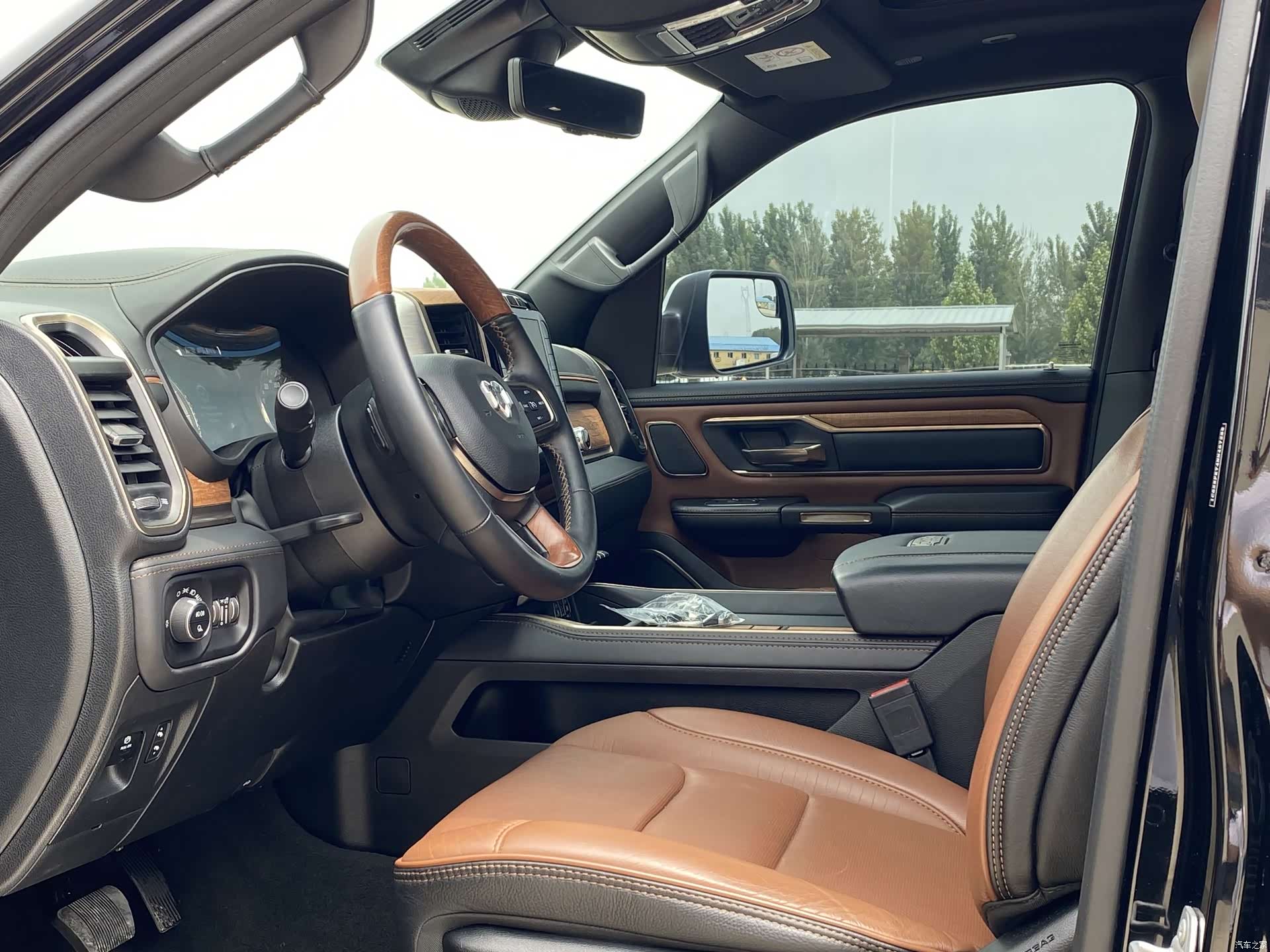 RAM Trucks, 2025 4