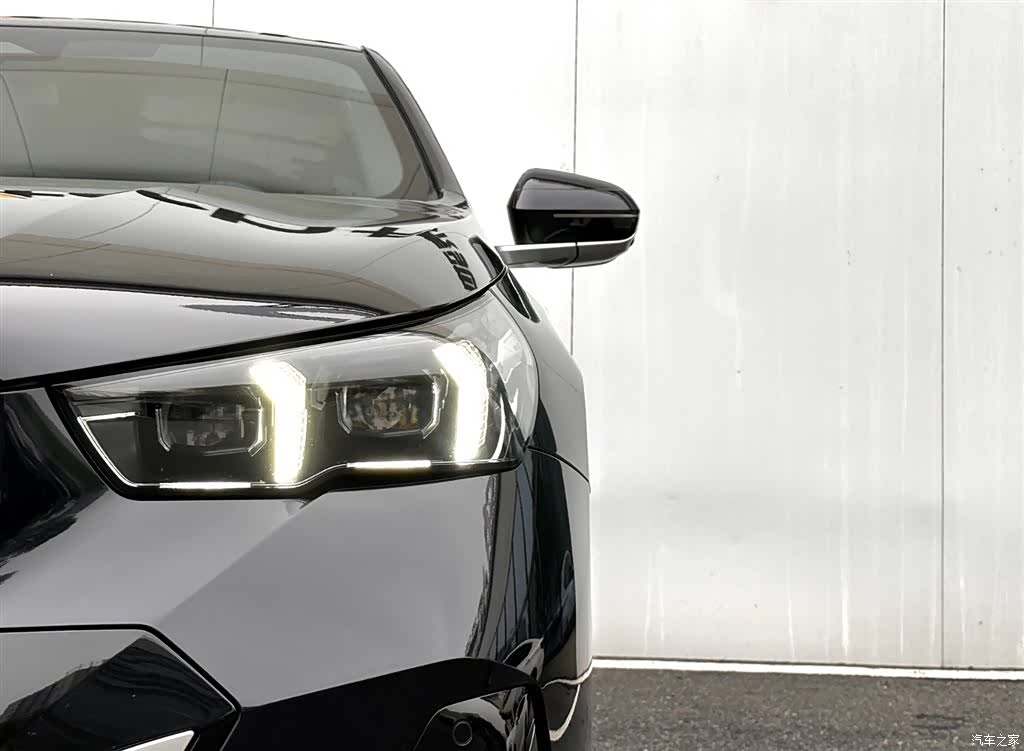 BMW 5 Series, 2024 10