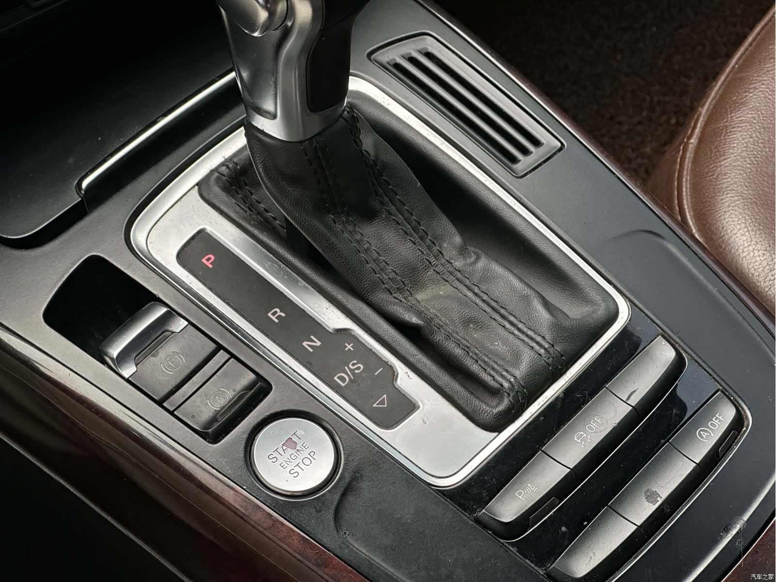 Audi A4L, 2016 15