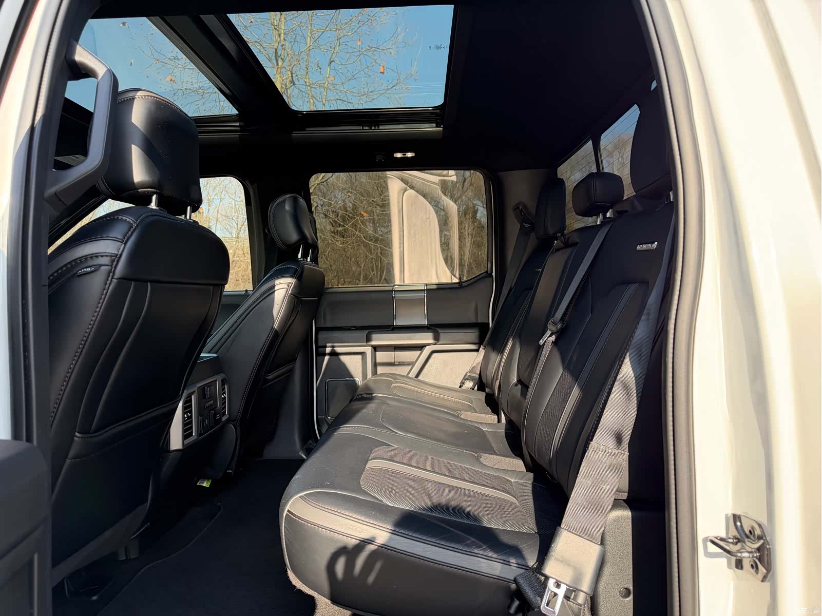 Ford F-150, 2020 11