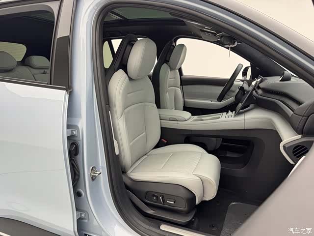 NIO ES6, 2024 9