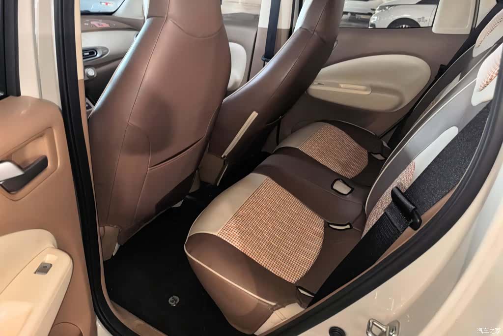 Wuling MINIEV, 2025 11
