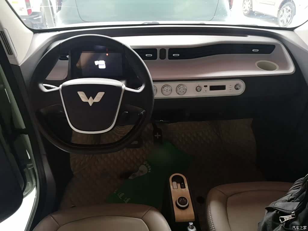 Wuling MINIEV, 2021 10